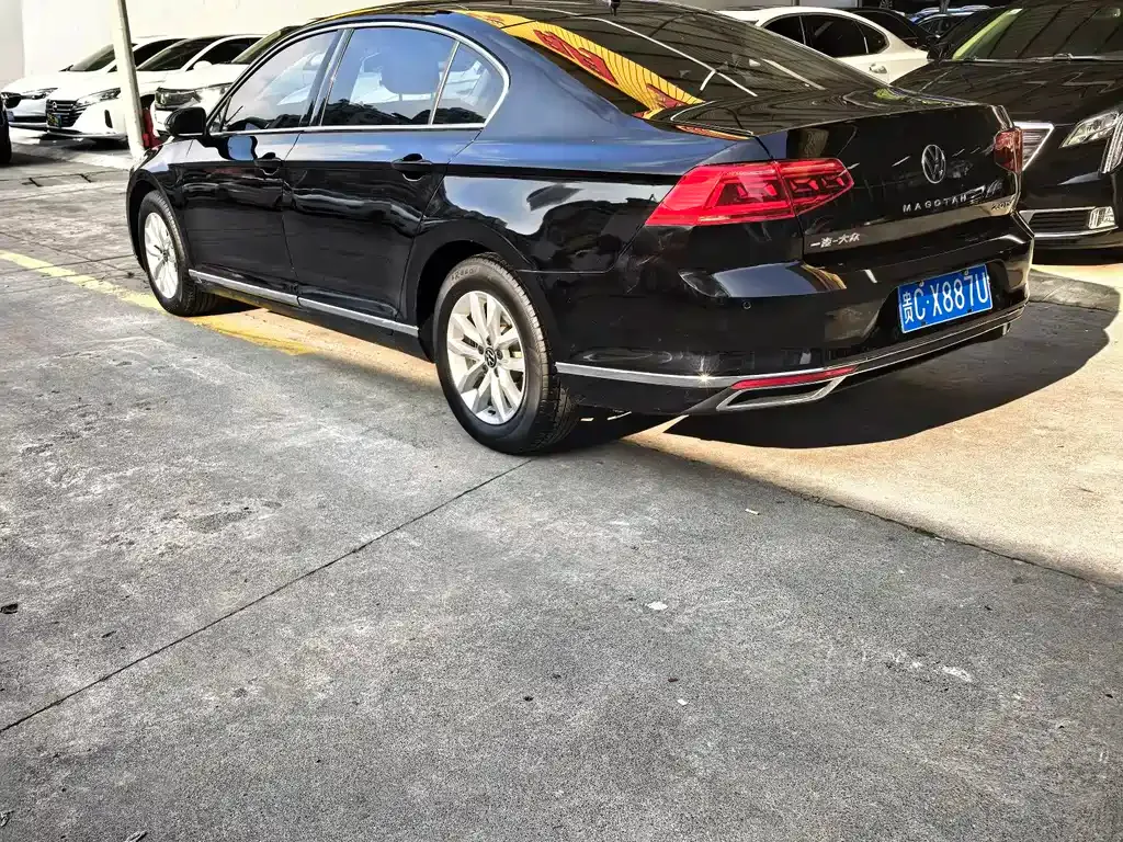 Volkswagen Magotan 2022 из CN, фото 6