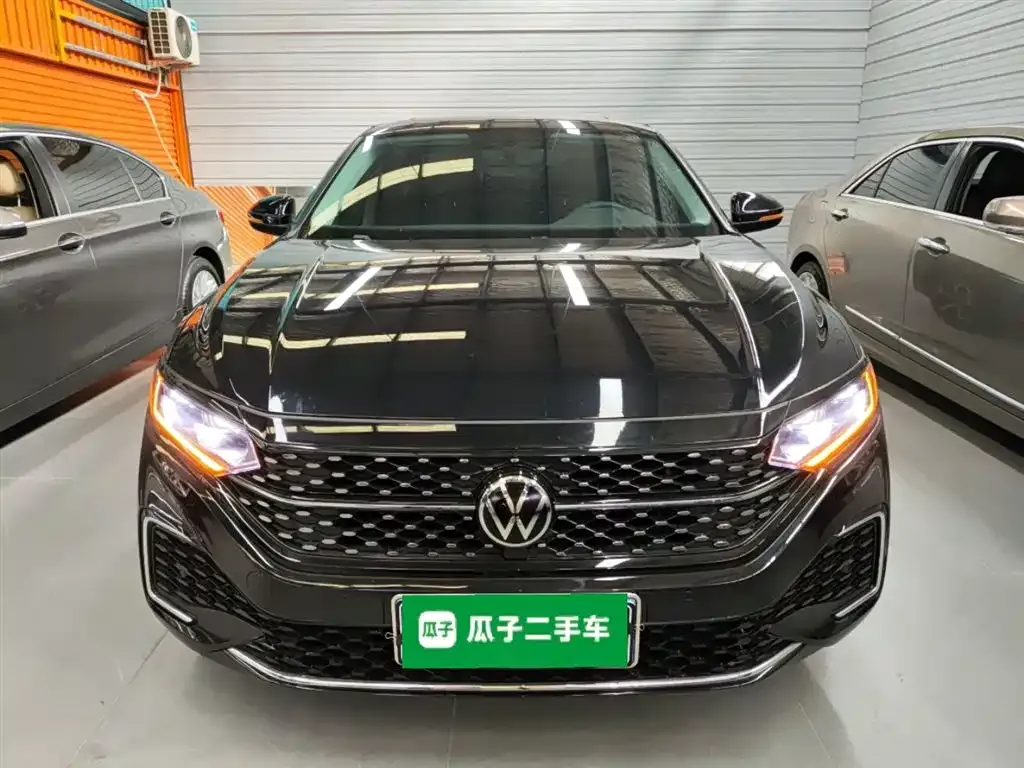 Volkswagen Passat 2024 из CN, фото 3