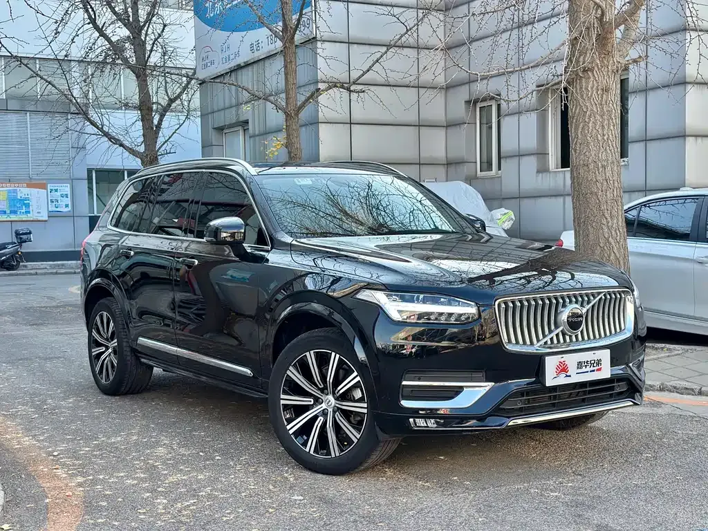 Volvo XC90 — фото 5