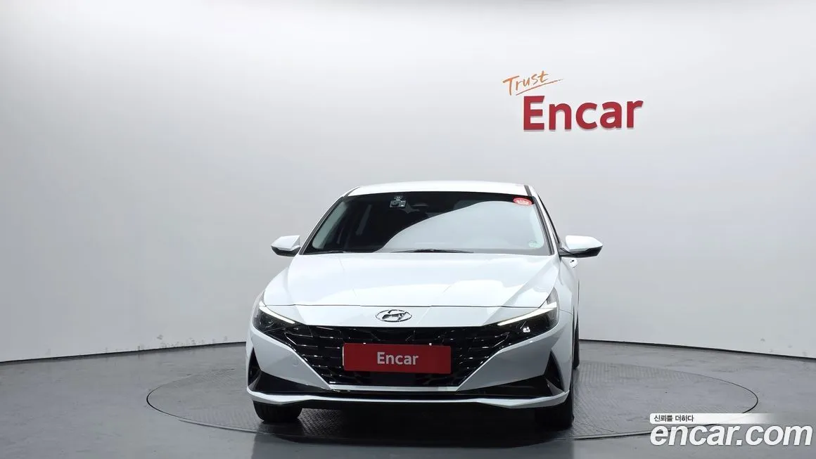 Hyundai AVANTE — фото 3
