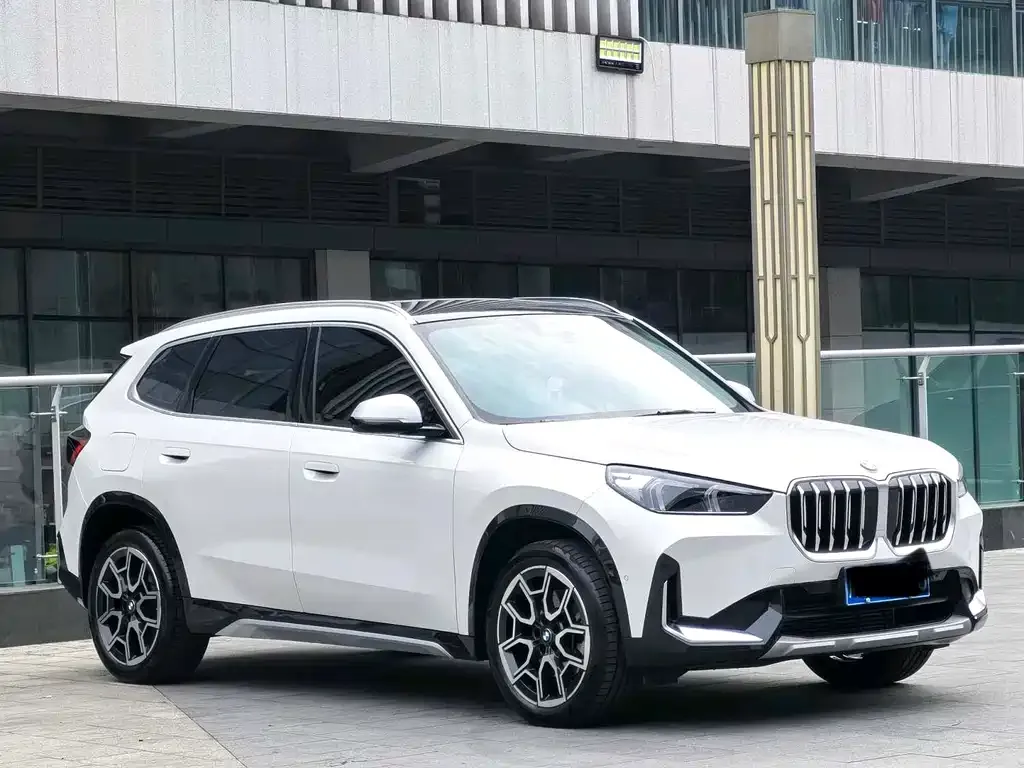 BMW X1 — фото 3