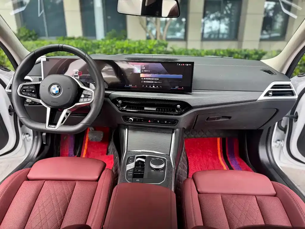BMW 3 Series 2024 из CN, фото 6