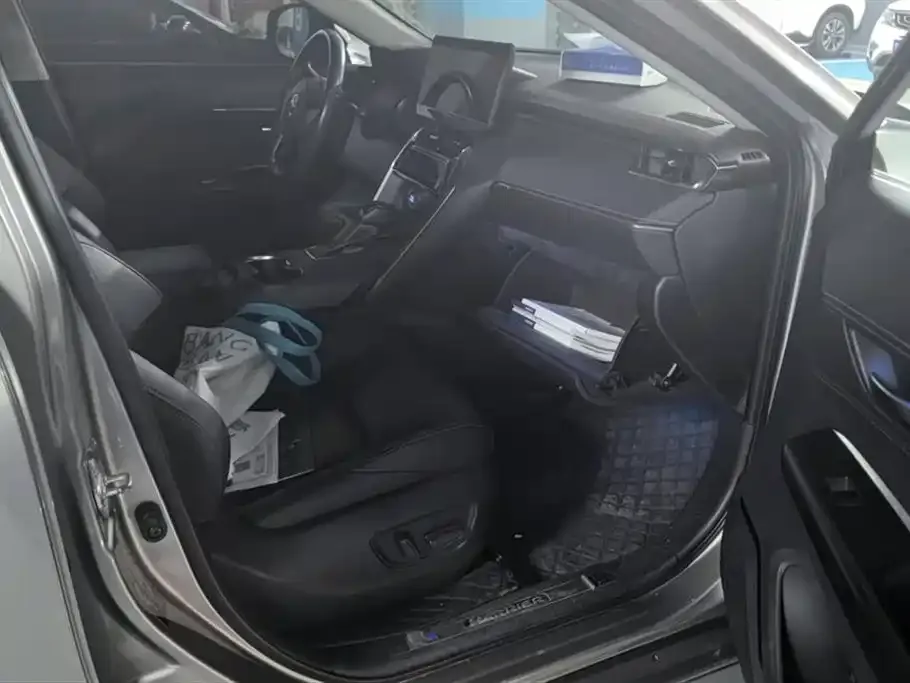 Toyota Harrier 2022 из CN, фото 8
