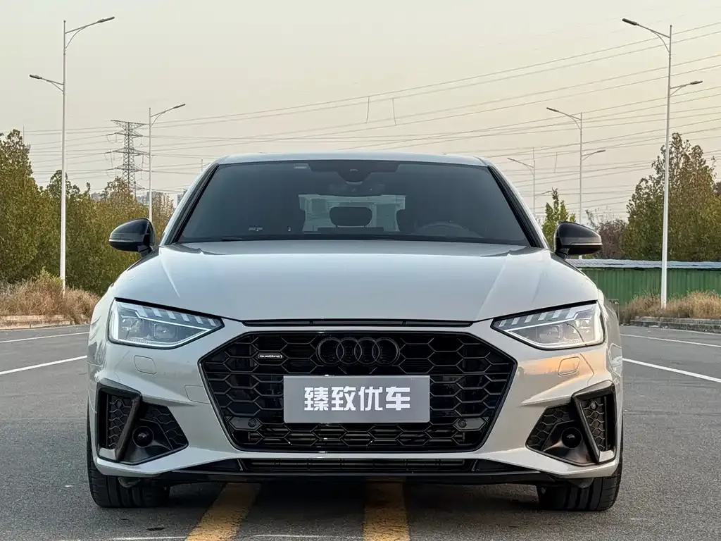 Audi A4L 2023 из CN, фото 2