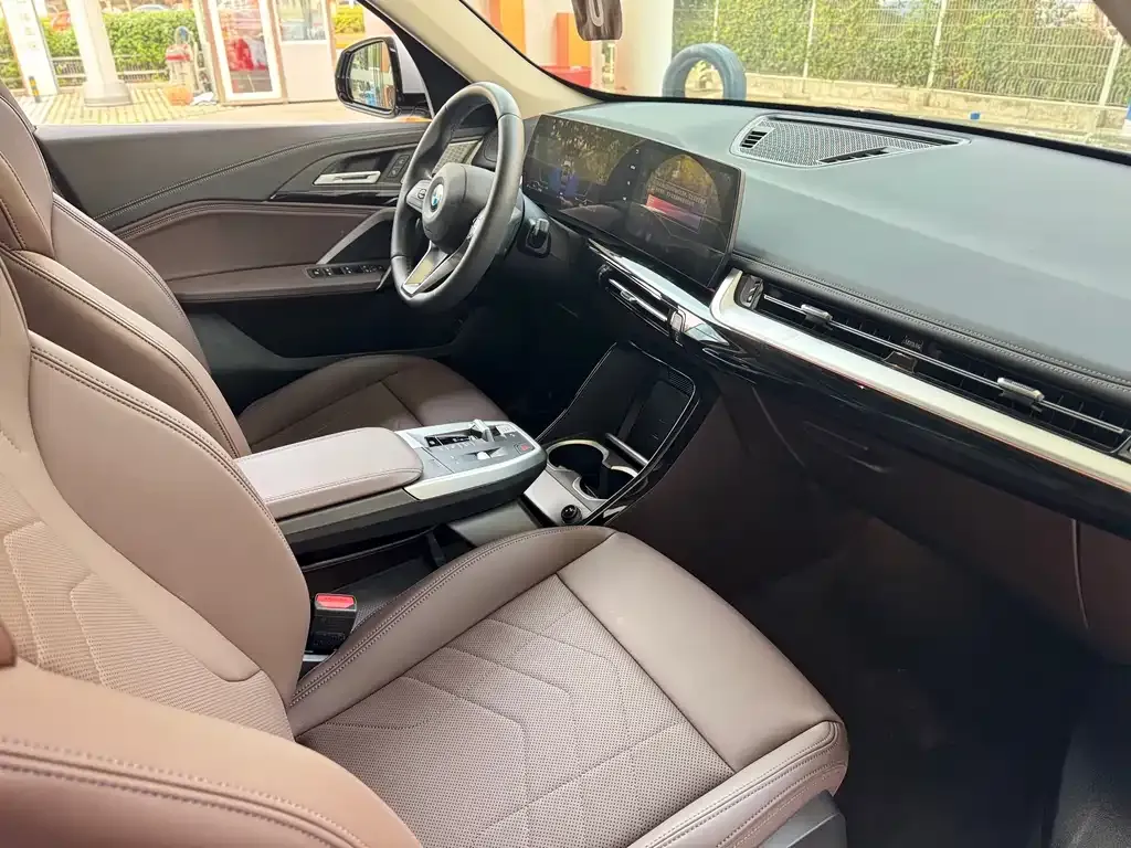 BMW X1 2024 из CN, фото 8