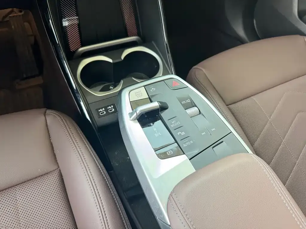 BMW X1 2024 из CN, фото 9