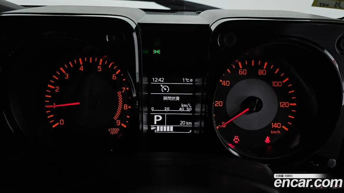 Suzuki Jimny 2025 из KR, фото 8