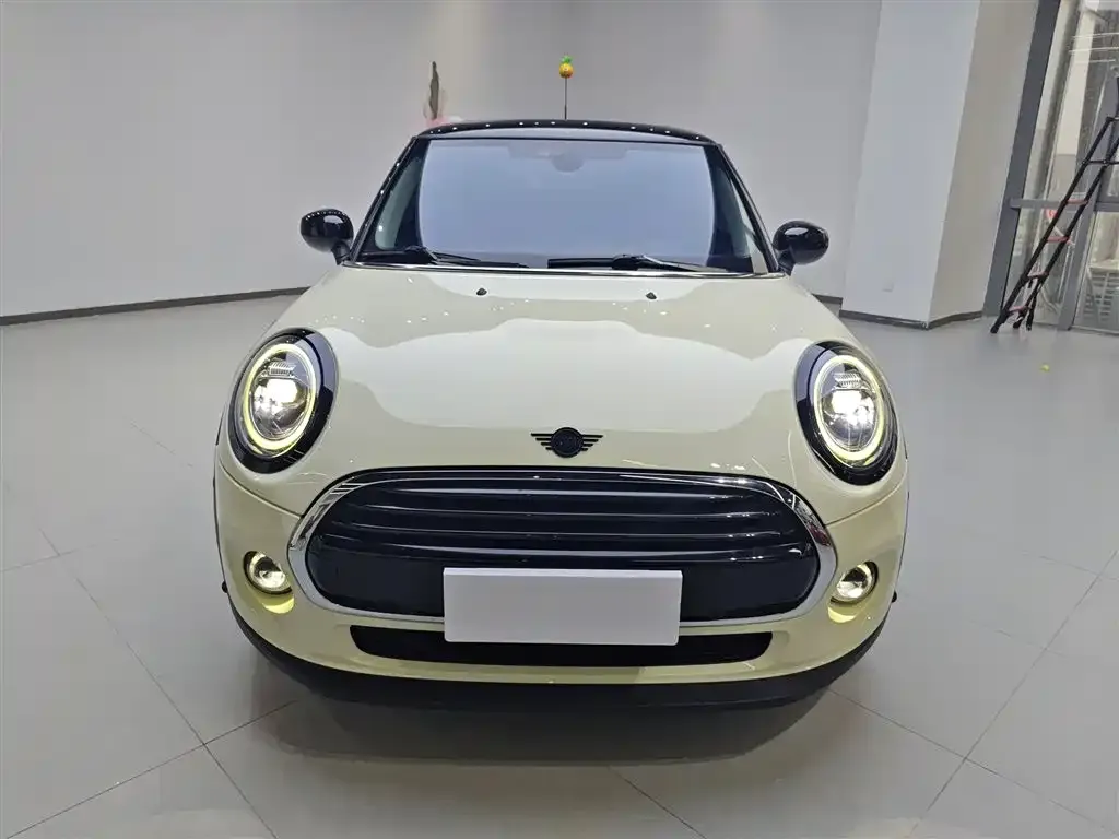MINI Cooper (3-door) 2021 из CN, фото 3
