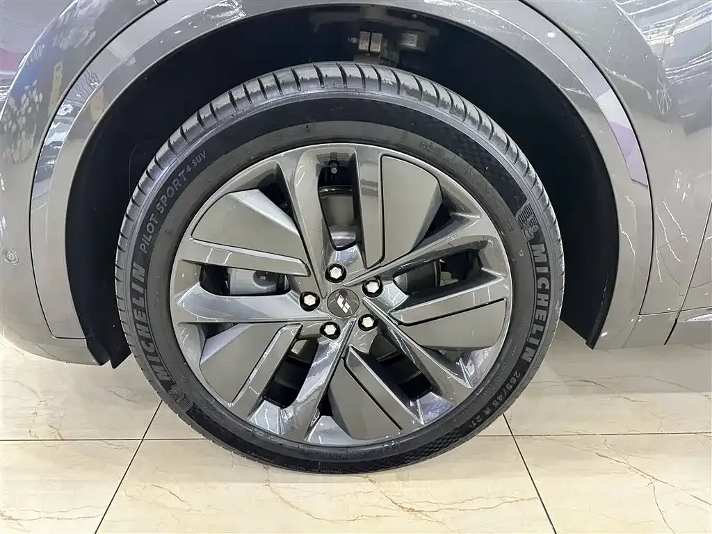 Li Auto L9 2023 из CN, фото 8