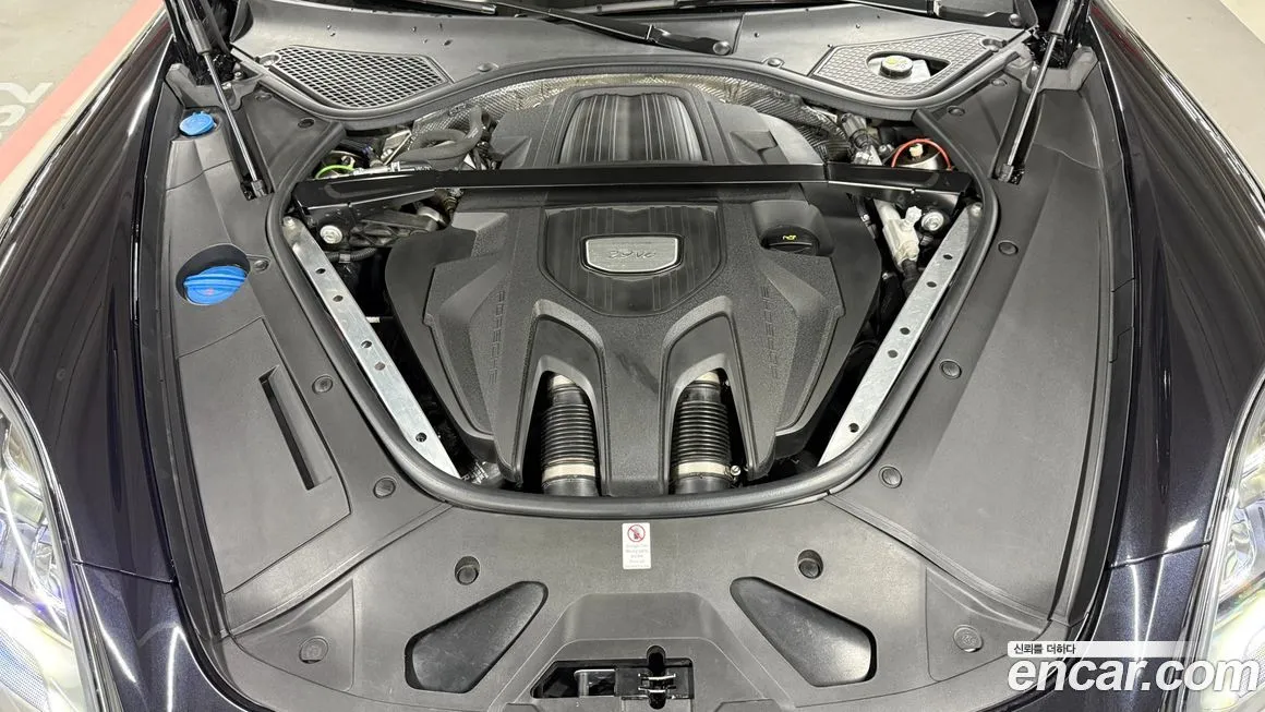 Porsche Panamera 2023 из KR, фото 6
