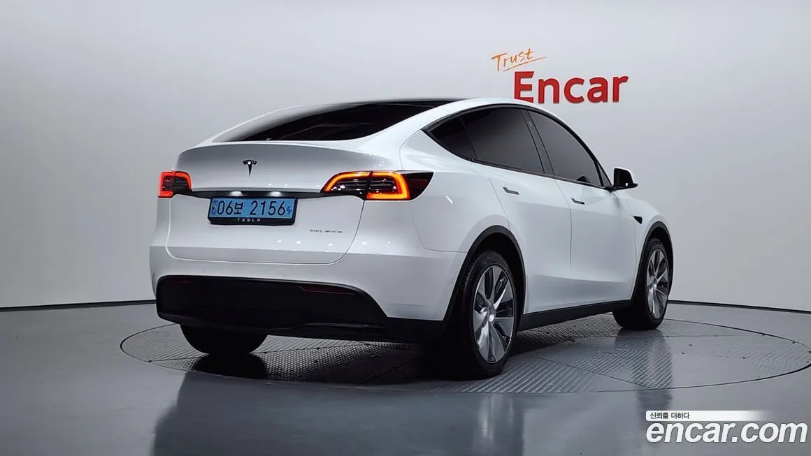 Tesla Model Y 2022 из KR, фото 2