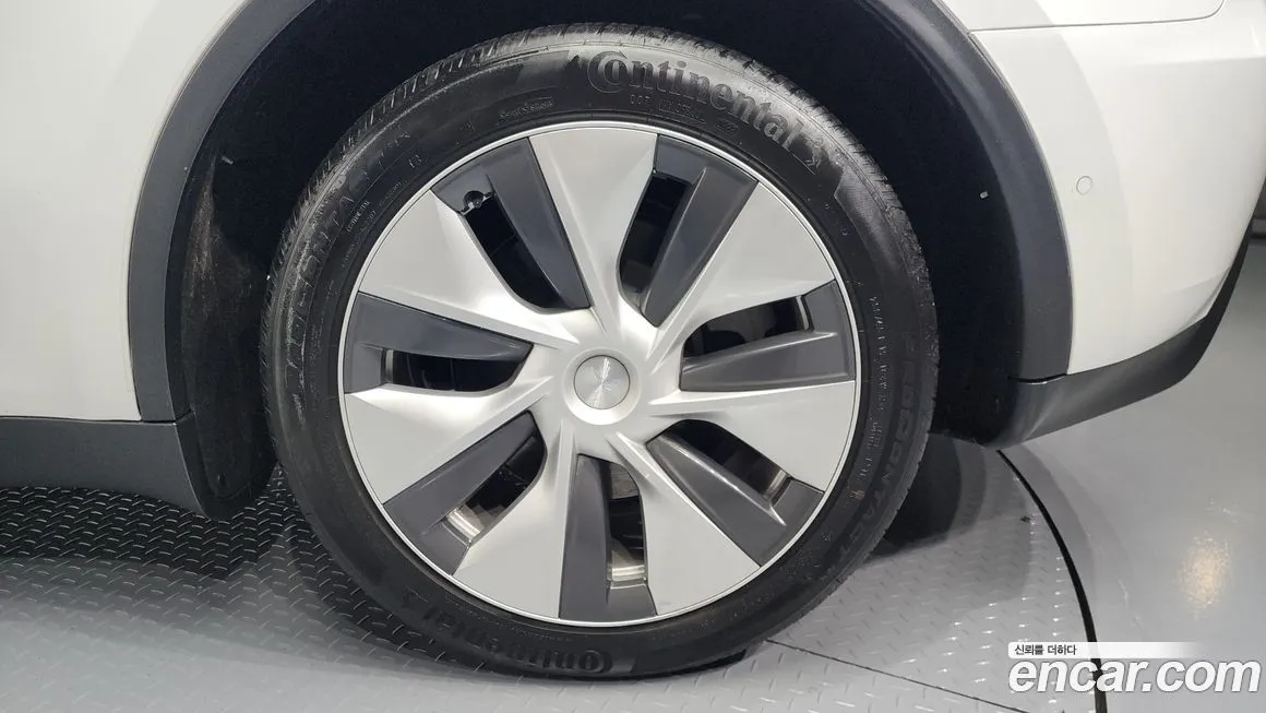 Tesla Model Y 2022 из KR, фото 5