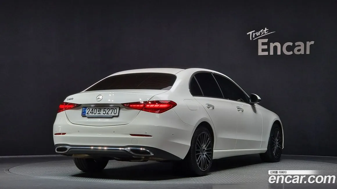 Mercedes-Benz C-Class 2024 из KR, фото 2
