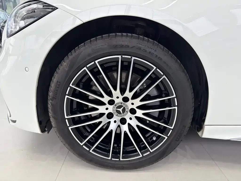 Mercedes-Benz C-Class 2024 из CN, фото 7