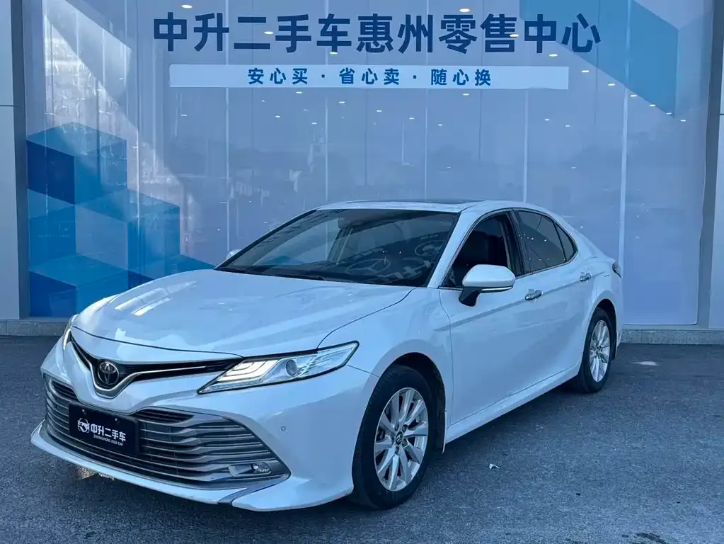 Toyota Camry 2021 из CN, фото 1