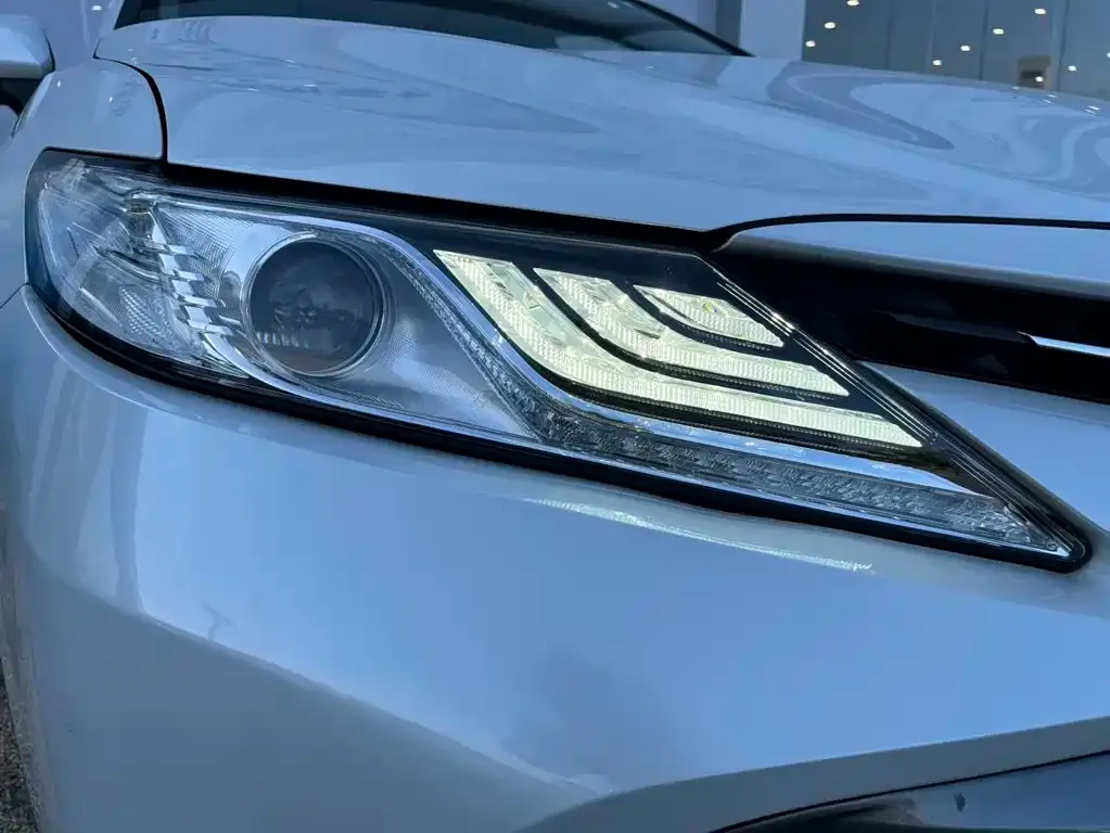 Toyota Camry 2021 из CN, фото 9