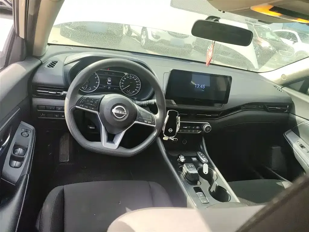 Nissan Sylphy 2023 из CN, фото 10