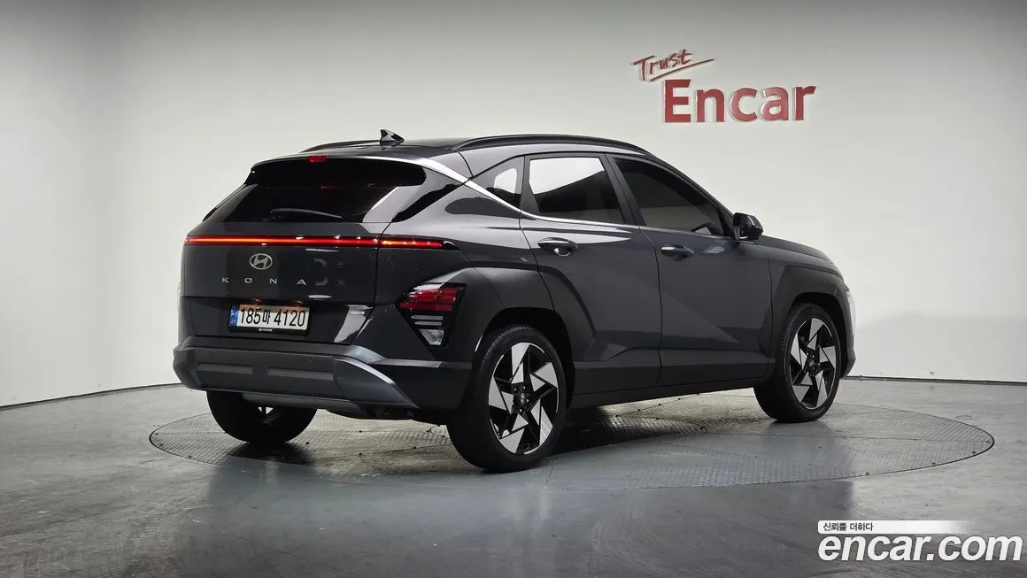 Hyundai Kona — фото 2