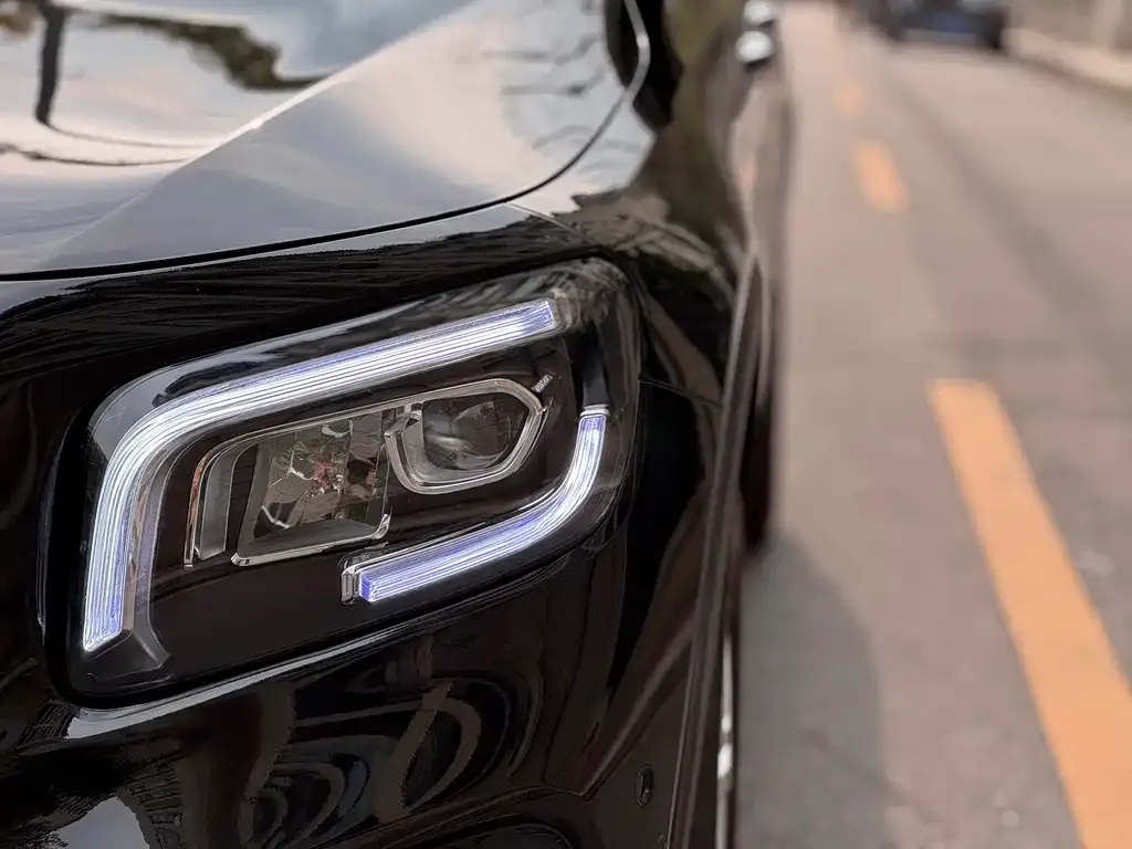 Mercedes-Benz GLB 2023 из CN, фото 4