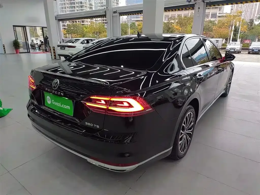 Volkswagen Phideon 2023 из CN, фото 7
