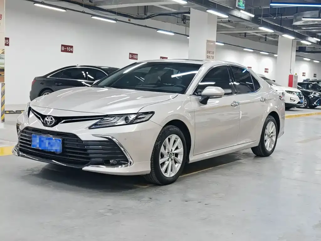 Toyota Camry 2022 из CN, фото 1