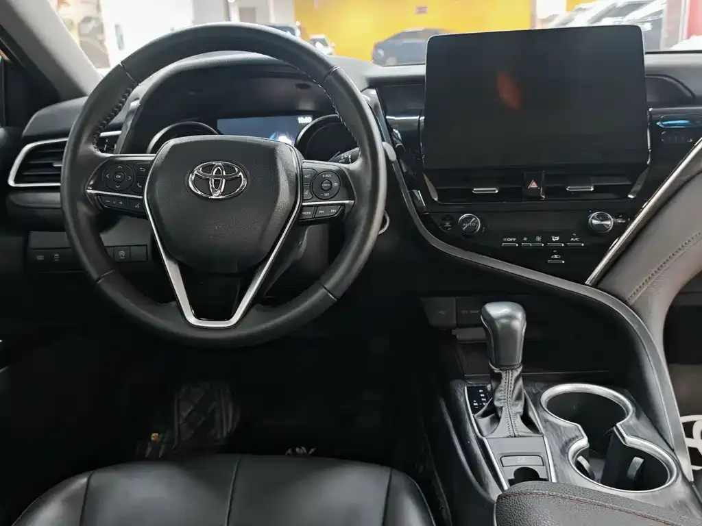 Toyota Camry 2022 из CN, фото 4