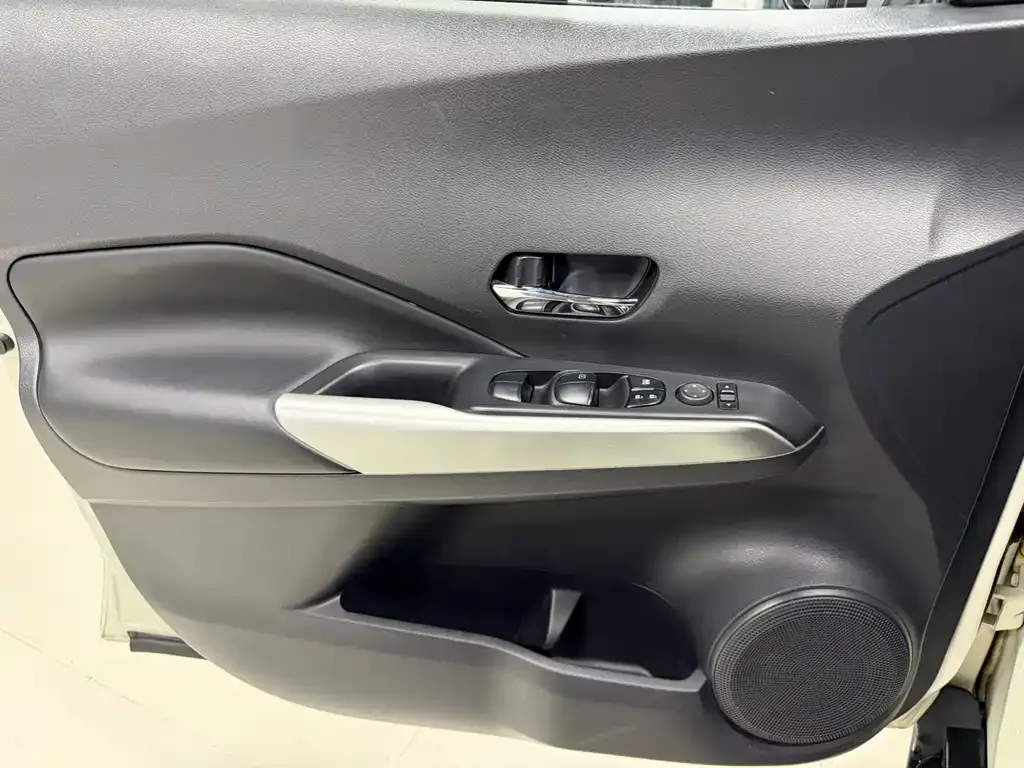 Nissan Kicks 2021 из CN, фото 10