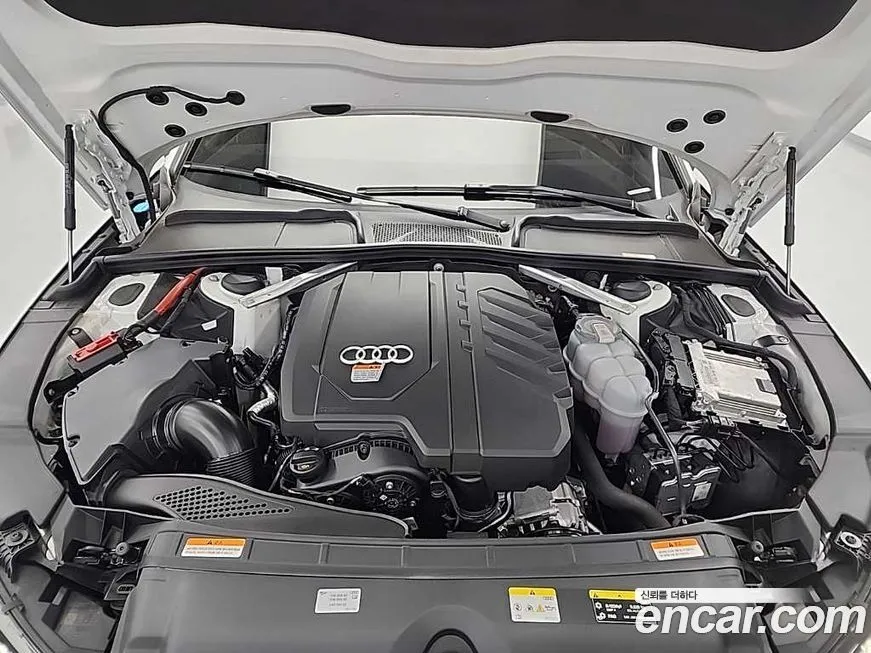 Audi A4 2023 из KR, фото 5