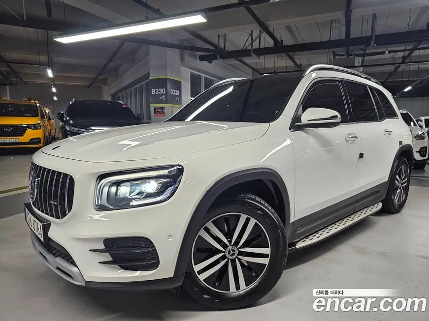 Mercedes-Benz GLB-Class — фото 1