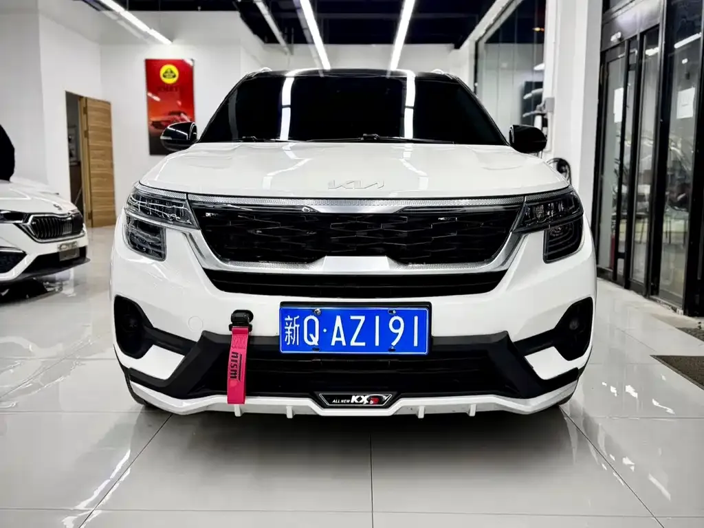 Kia KX3 2022 из CN, фото 2