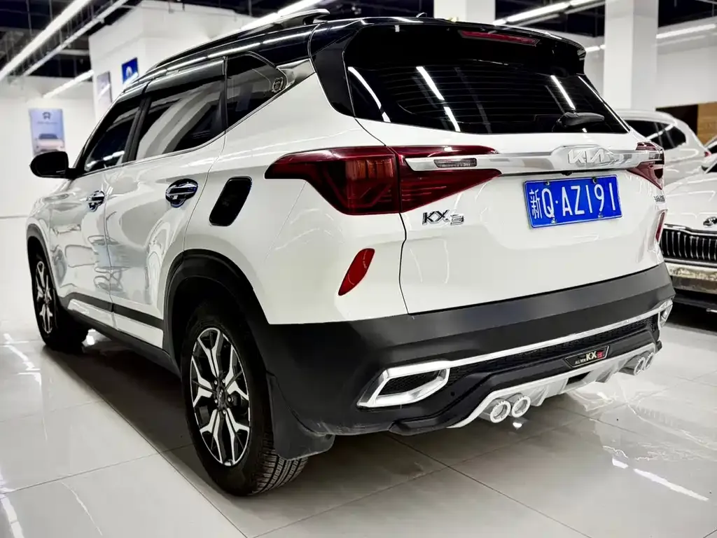 Kia KX3 2022 из CN, фото 4