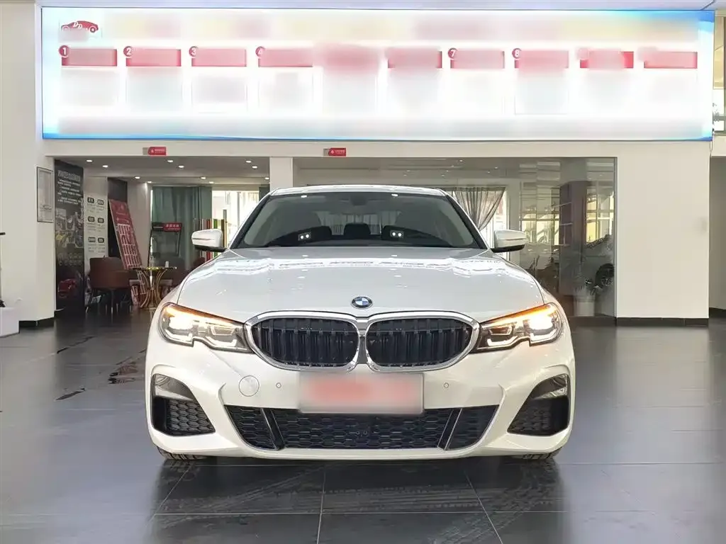 BMW 3 Series 2022 из CN, фото 3
