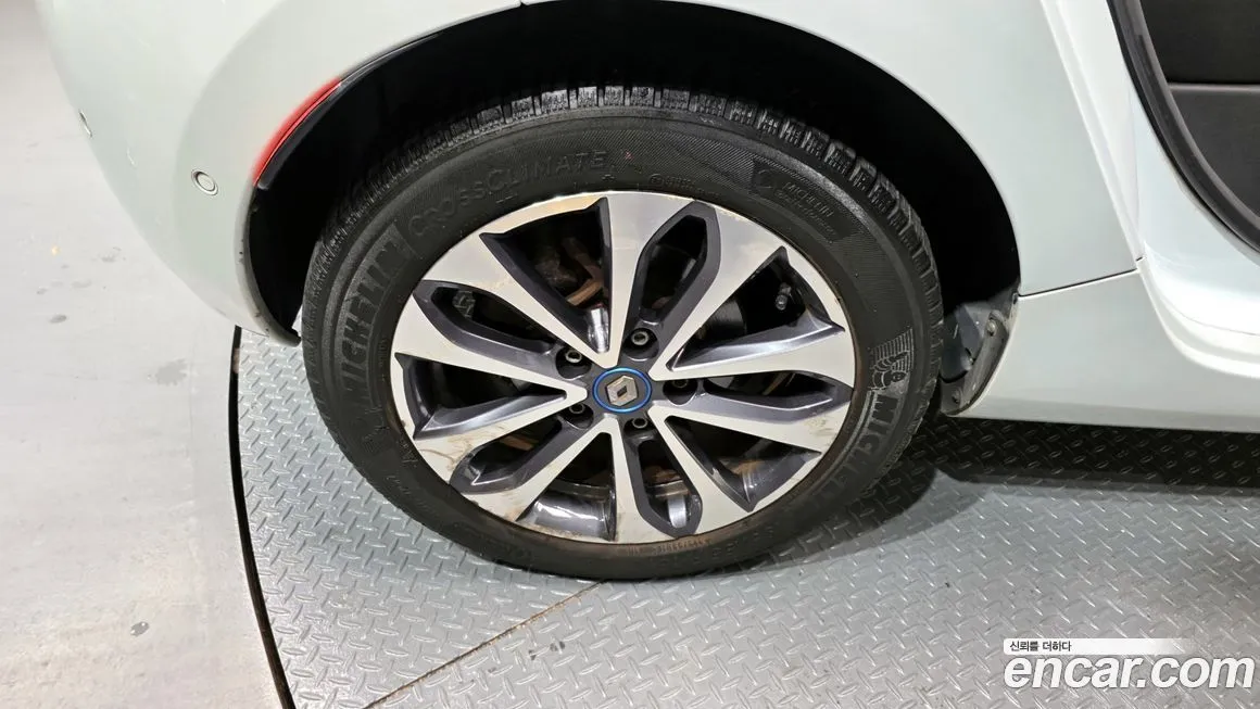 Renault Korea (Samsung) Zoe 2021 из KR, фото 5