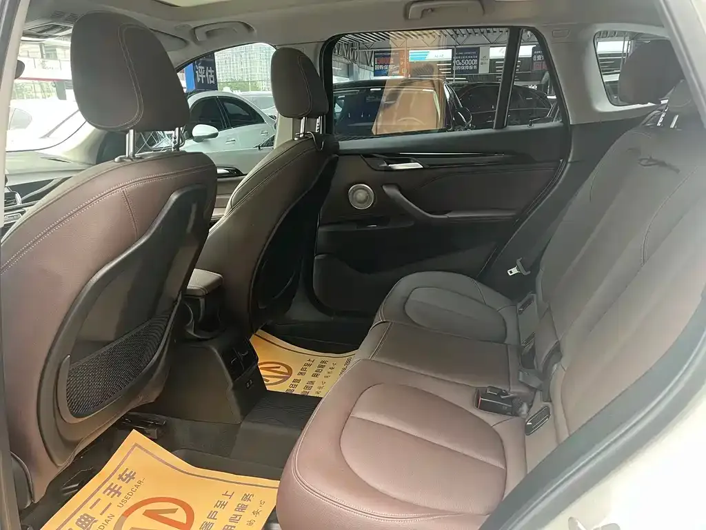 BMW X1 2021 из CN, фото 6