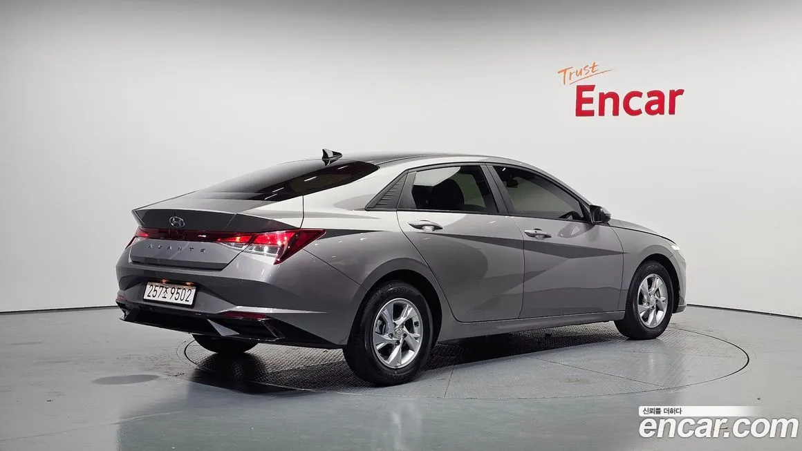 Hyundai AVANTE — фото 2
