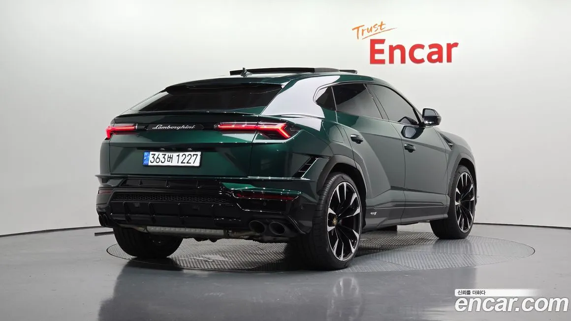 Lamborghini Urus 2024 из KR, фото 2