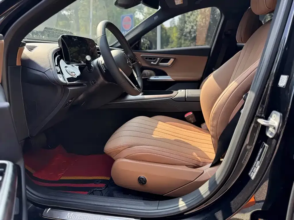 Mercedes-Benz E-Class 2024 из CN, фото 5