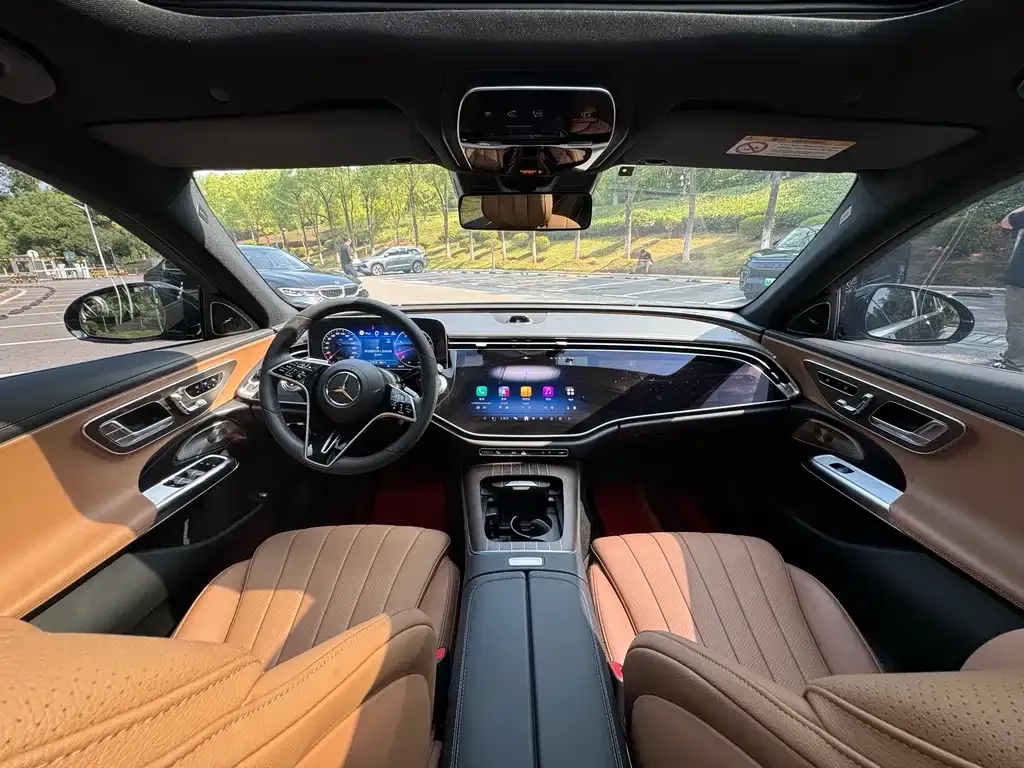 Mercedes-Benz E-Class 2024 из CN, фото 7
