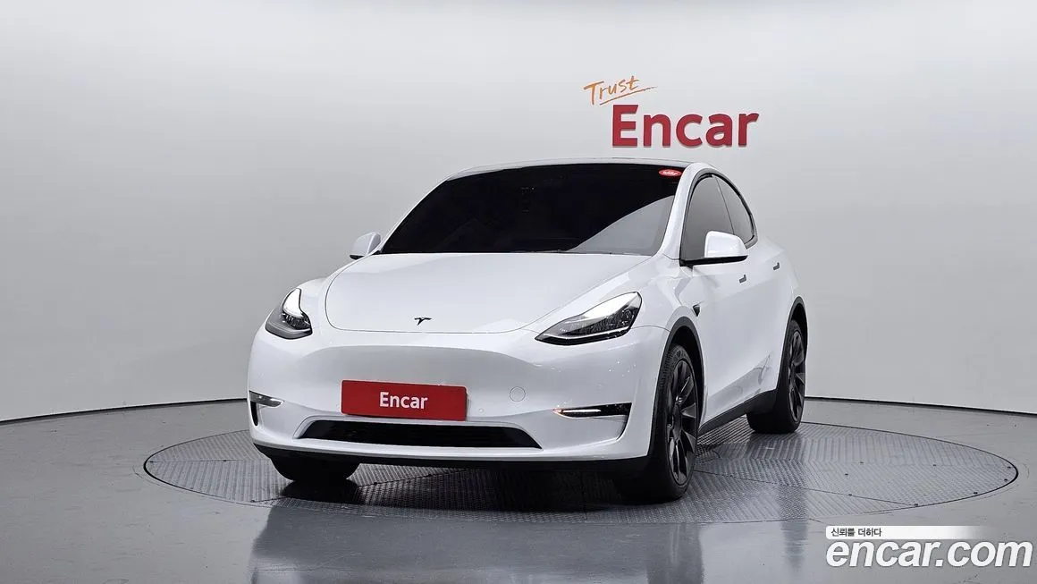 Tesla Model Y — фото 3