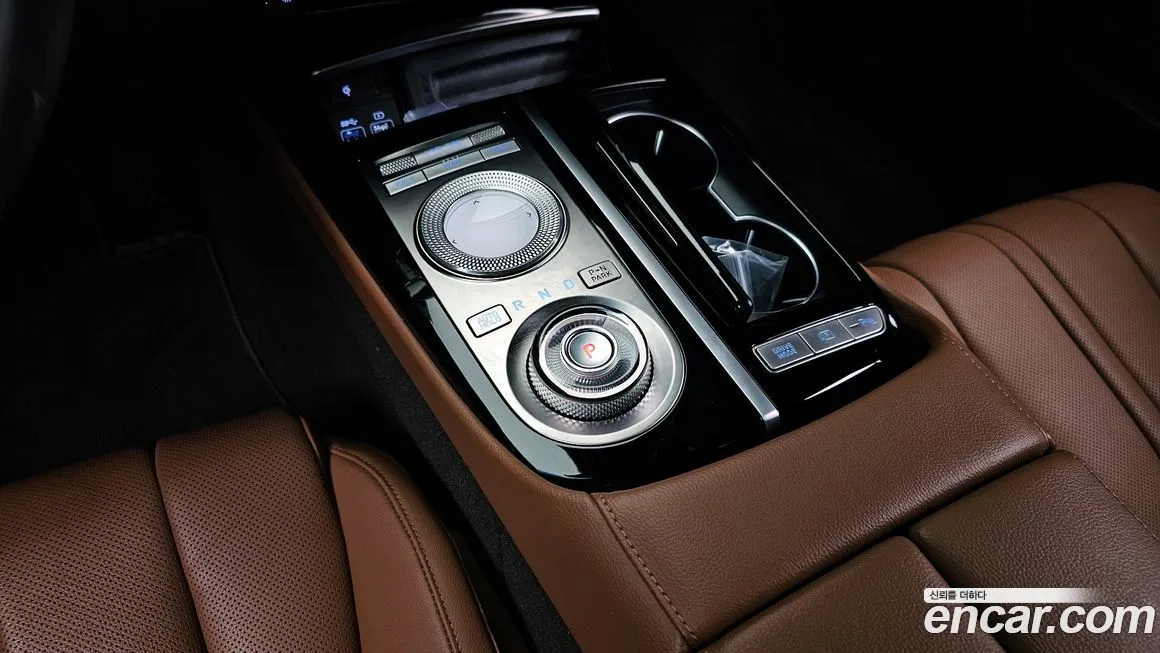 Genesis G80 — фото 9