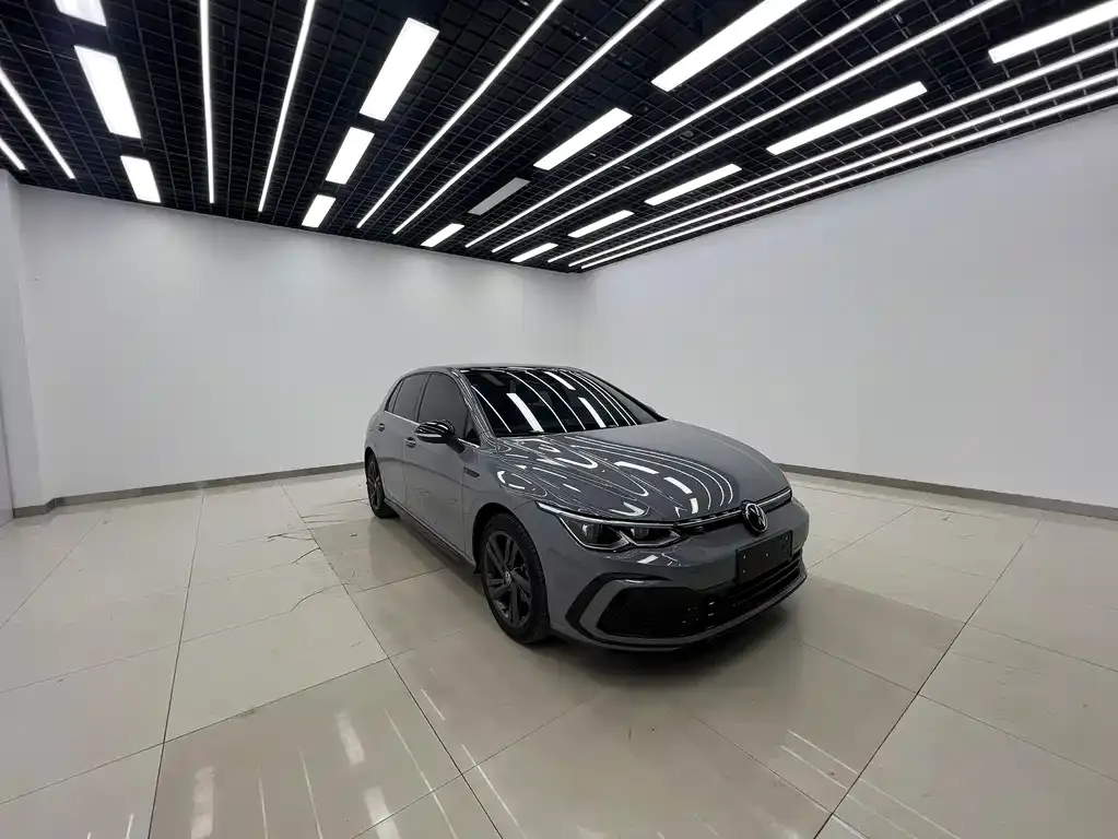 Volkswagen Golf 2022 из CN, фото 3
