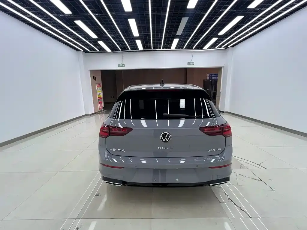 Volkswagen Golf 2022 из CN, фото 5