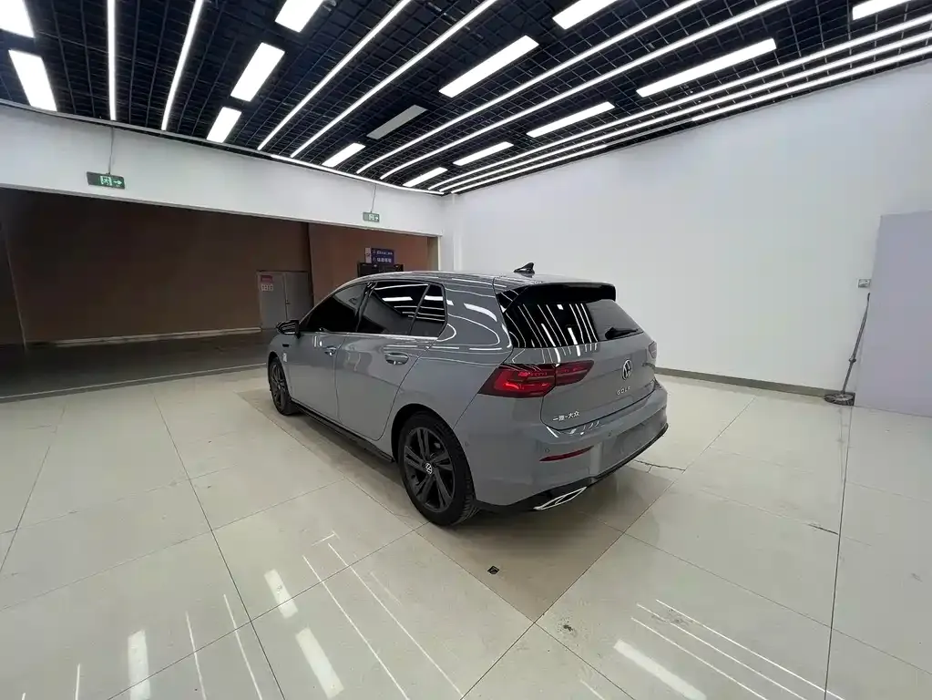 Volkswagen Golf 2022 из CN, фото 6