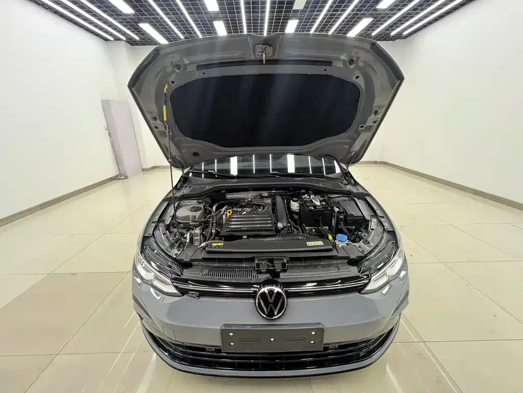 Volkswagen Golf 2022 из CN, фото 7