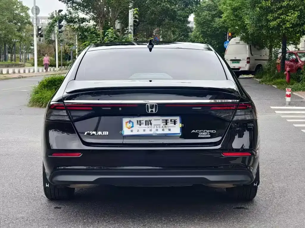 Honda Accord 2024 из CN, фото 3