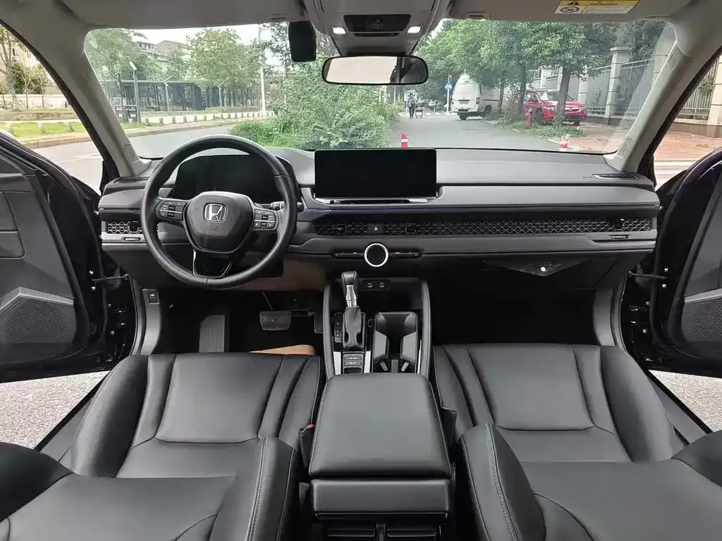 Honda Accord 2024 из CN, фото 7