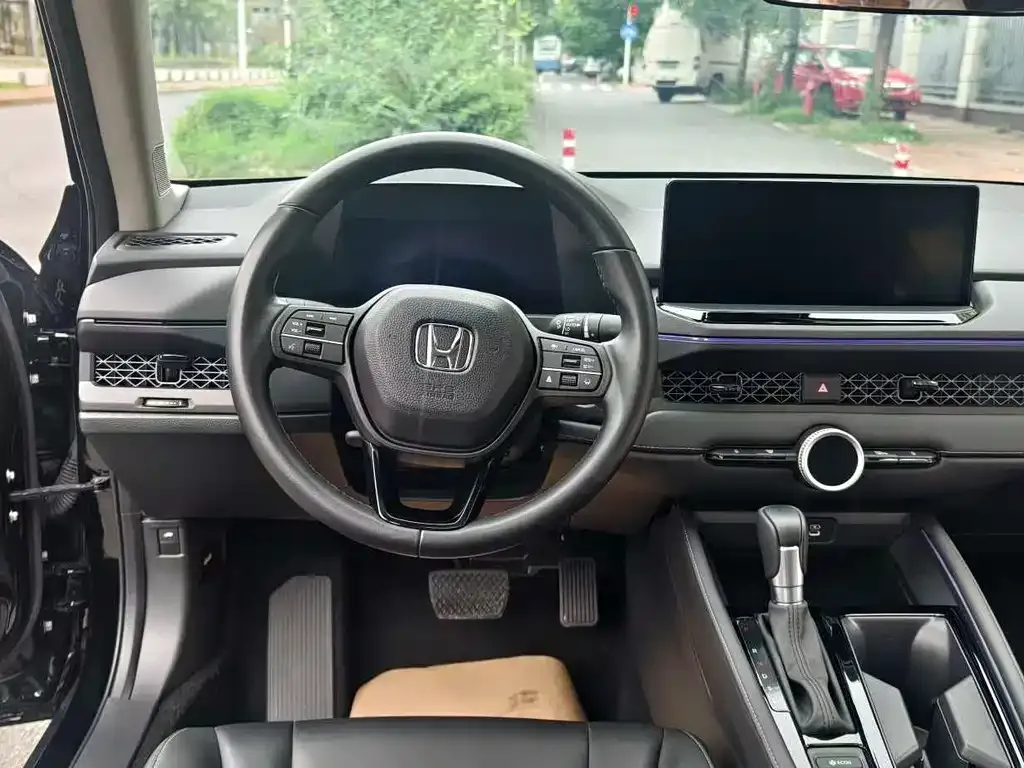 Honda Accord 2024 из CN, фото 8