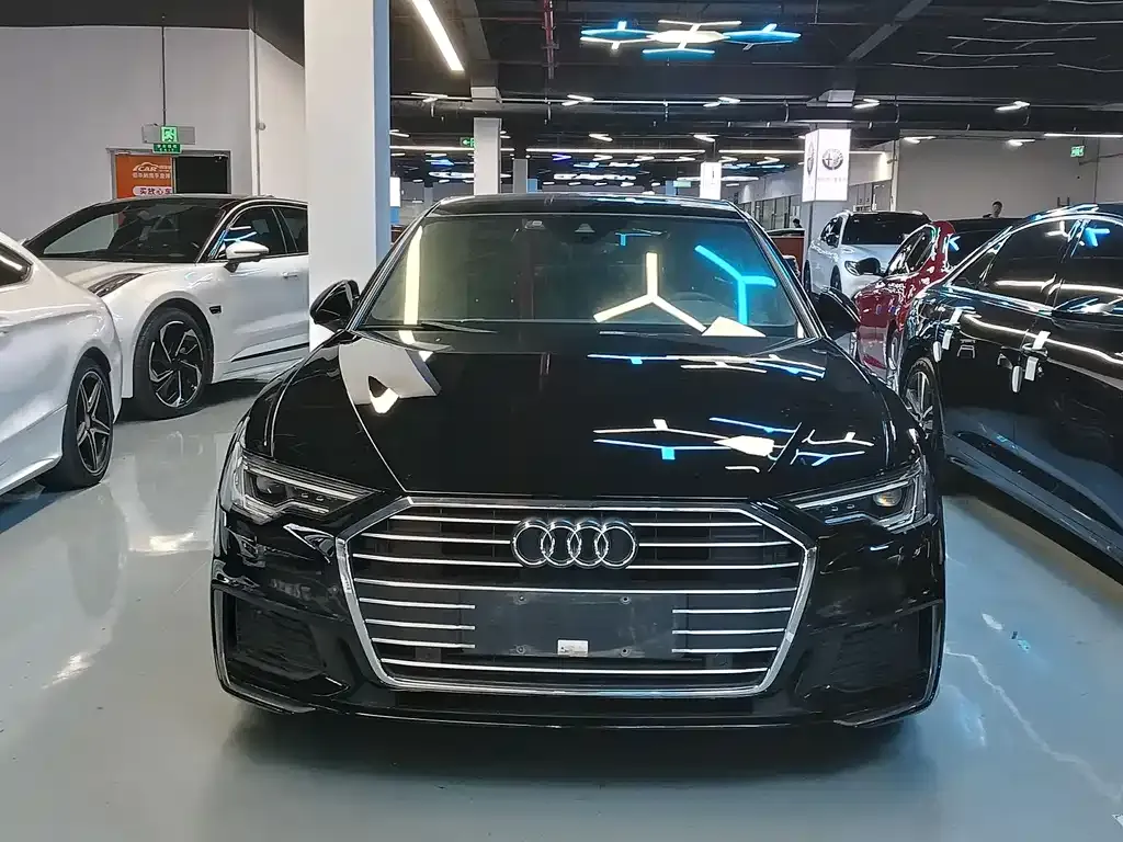 Audi A6L 2022 из CN, фото 2