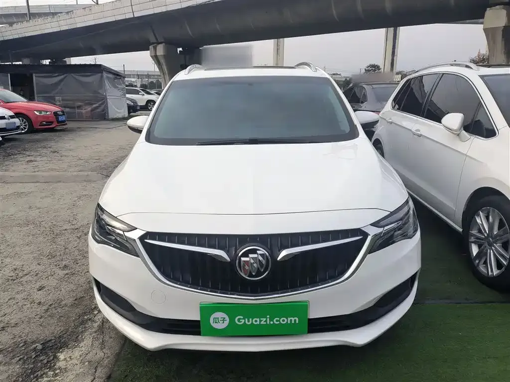 Buick GL6 2023 из CN, фото 3