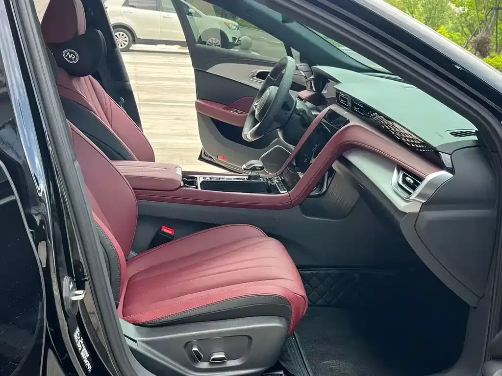 Hongqi H5 2025 из CN, фото 5
